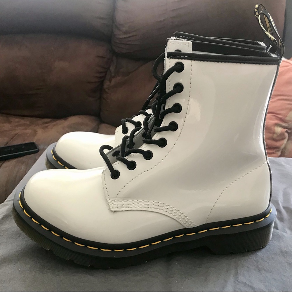 Dr Martens 11821 white patent leather combat boots